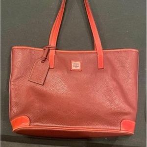 Dooney Bourke handbag in excellent condition